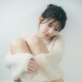 山本里菜　フォトブック『りな、です』©東京祐／講談社