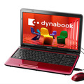 A4スタンダードの「dynabook EX/66M」（モデナレッド）