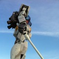 ガンダム 東静岡の実物大ガンダムに赤いシャア専用ザクがARで登場