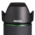 同じく新発売の高倍率標準ズームレンズ「smc PENTAX-DA18-135mmF3.5-5.6EDAL [IF] DC WR付き」