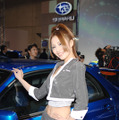 　東京オートサロン2006のコンパニオン写真集第13弾は、スバルブースから。