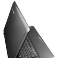 IdeaPad Y560p（背面）