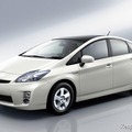 トヨタ 2010年、燃費の良いガソリン乗用車はプリウスに