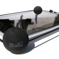 「iballz minis（アイボールズ ミニズ）」（型番：camiBallzminis）の取り付けイメージ（iPadは別売）