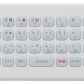 iPhone向けホワイト「PTM-BHKIW」前面のキーボード側