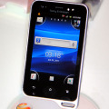 合わせて発表された「Xperia active」（CommunicAsia 2011）