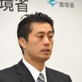 自身の処分について話す細野豪志環境相