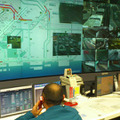 ITSスポットで提供される情報源は道路交通管制センターから発信される。写真は首都高の道路交通管制センター