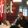 CES 2012　CNETブースにLL Cool J