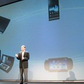 【MWC 2012（Vol.11）】スタイリッシュで高輝度液晶の“P”、カジュアルでイルミが特徴の“U”