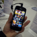 カメラ機能にフォーカスしたフルタッチSymbianスマートフォン「Nokia 808 PureView」