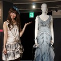 【フォトレポート】小嶋陽菜、セリーナを意識したセレブファッション 