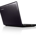 「IdeaPad Y480」背面