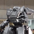 【ワンフェス2012夏】搭乗可能な巨大ロボット「クラタス」、幕張メッセに立つ！