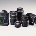 　オリンパスは5日、2007年から順次発売するプロ向けデジタル一眼レフカメラの「E-1」後継機と、「フォーサーズシステム規格」に準拠したZUIKO DIGITALレンズを4本発表した。