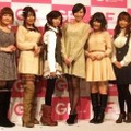 左から、 佐藤利奈さん、原田ひとみさん、水橋かおりさん、名塚佳織さん、日高里菜さん、荒川美穂さん