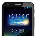 4.7インチの「PadFone 2本体」。