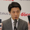 発売予定のdocomo NEXT series Optimus G Pro L-04Eについて説明する、LGエレクトロニクス・ジャパン・モバイルコミュニケーション・プロダクトチームの金希哲氏