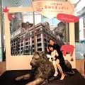 三越日本橋本店では店内に撮影スポットを設置。三越のシンボルであるライオン像と写真撮影ができる