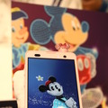 ミニーのスマホピアスを挿すと、ミニーのアニメーションが