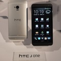 「HTC J One」