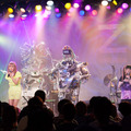 デジタルｘカワイイカルチャーがコラボ！AMOYAMOがロボットバンドと共演ライブ！