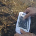 iPhone5防水ハードケース(200-PDA110W）、水深が浅いと撮影ができるのだが…。