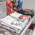 ユニセックスで着用できる人気のTシャツ