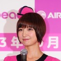 篠田麻里子がCAに（10月27日、成田空港）