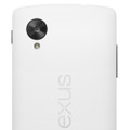 「Nexus 5 EM01L」背面
