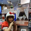渋谷のCDショップめぐりをする中川翔子