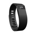 ディスプレイも搭載しているリストバンド型活動量計「Fitbit Force」。発売時期に関しては改めてアナウンスするとしている