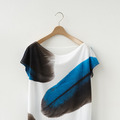 「Wearing Light」限定アイテム「FEATHER T」