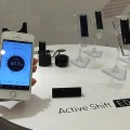 スマートフォンのアプリケーションと連動させ、より見やすく詳しいデータを表示できる。写真は目標達成度（％）と24時間の活動を時計回りにグラフ化したもの