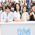 村上虹郎＆吉永淳＆松田美由紀＆村上淳＆渡辺真起子＆河瀬直美（監督）／『2つ目の窓』 in 第67回カンヌ国際映画祭／(C) Getty Images