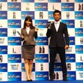 夏こそ磨け！ 「男の身だしなみ」キャンペーン記念イベント。柏木由紀（向かって左）と村田諒太選手