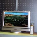 ［CES 2003速報］パナソニック「ONE」によるワイヤレスHDTV。最高4チャンネルまでの同時配信が可能