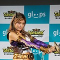 ローラさんがコスプレ初挑戦、スマホゲーム『スカイロック』テレビCMに出演