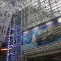 東京・六本木ヒルズカフェ/スペースに期間限定オープンする「The Blue Christmas Cafe by BMW」