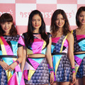 E-girls 鷲尾伶菜、藤井夏恋、藤井萩花、楓