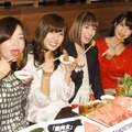 オリジナルドラマ『焼肉女 おひとり様のワケ』の出演女優が集まった焼肉試食会