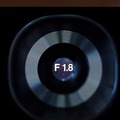 動画でも「F1.8」を強調