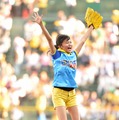 甲子園で始球式に登場した小島瑠璃子