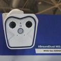 ロボット兵士の顔のような印象を持つ「AllroundDual Camera M15」