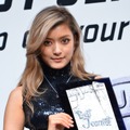 ローラ【写真：竹内みちまろ】