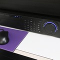 アナログ、HD-CVI、ネットワークカメラを統合したシステムが構築できるハイブリッドDVR＆NVR（HDCVI-R1600/R800/R400）（撮影：防犯システム取材班）