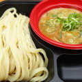 【麺屋 高橋】みそつけめん　こちらも実店舗と同じ提供メニュー。