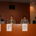 左より、VRI 代表取締役社長 荻野欣之氏、ヤフー 広告本部 マーケティング部長 近藤弘忠氏、マイクロソフト MDASセールス＆プラニング 業務執行役員 福徳俊弘氏、NTTレゾナント ポータル事業本部 広告営業部門 シニアマネージャー 宮原慎治氏