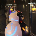 「スター・ウォーズの世界」　等身大BB-8も、個性あふれるプロジェクトが並ぶ展覧会