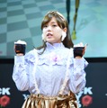 篠崎愛【写真：竹内みちまろ】